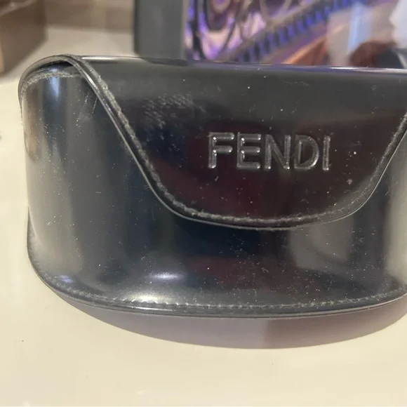 Fendi Cream Sunglasses - Picture 4 of 4